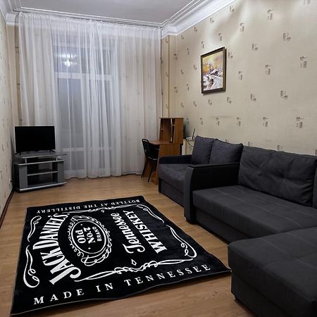Apartments On Bolshaya Morskaya 65 Николайев Екстериор снимка